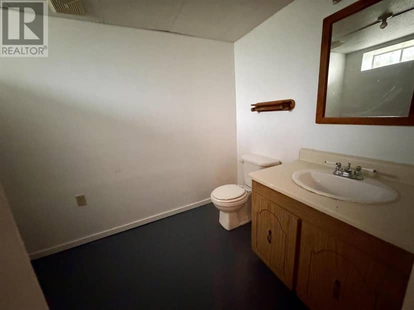 9 Lisbon RD — photo 21 of 23