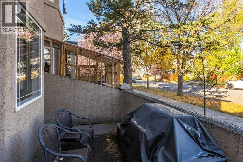 1, 425 13 Avenue NE — photo 27 of 33