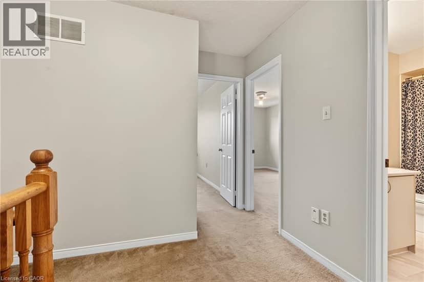 391 STONE CHURCH Road E Unit# 14 — photo 15 of 37