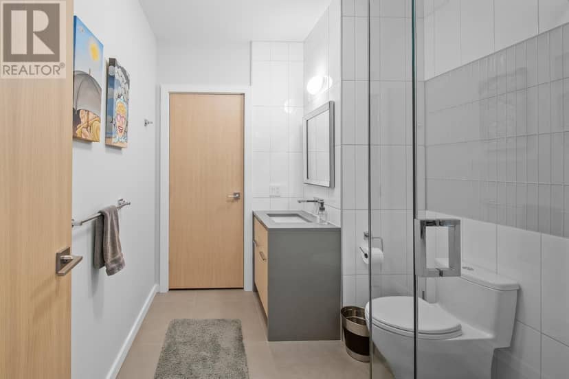 50 King Street — photo 25 of 40