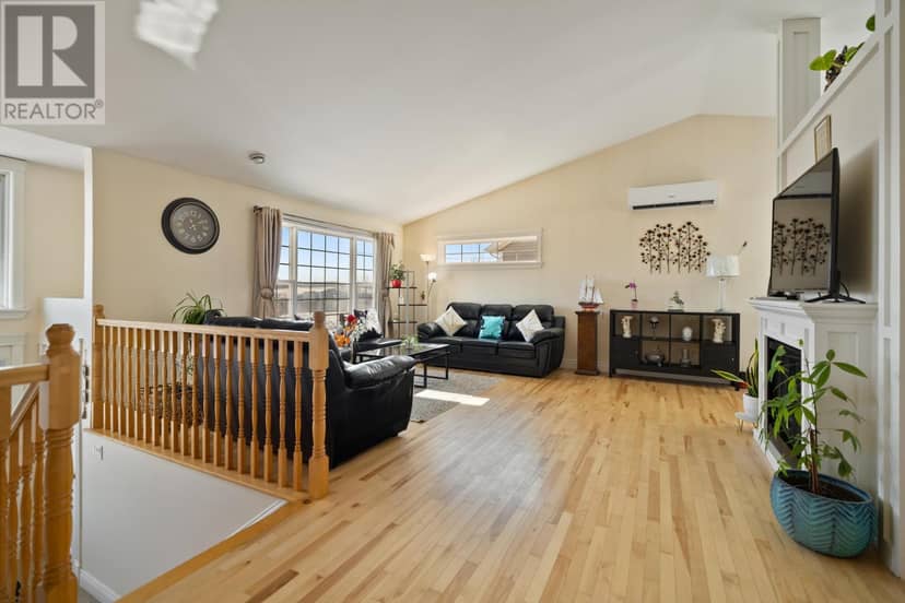 48 Picton Beete Crescent, Stratford, photo 4