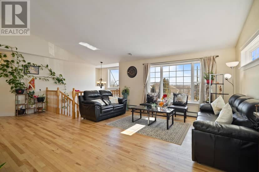 48 Picton Beete Crescent, Stratford, photo 5