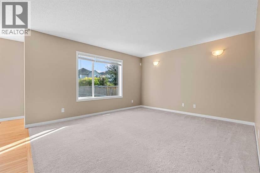 15 Cranfield Manor SE, Calgary, photo 4