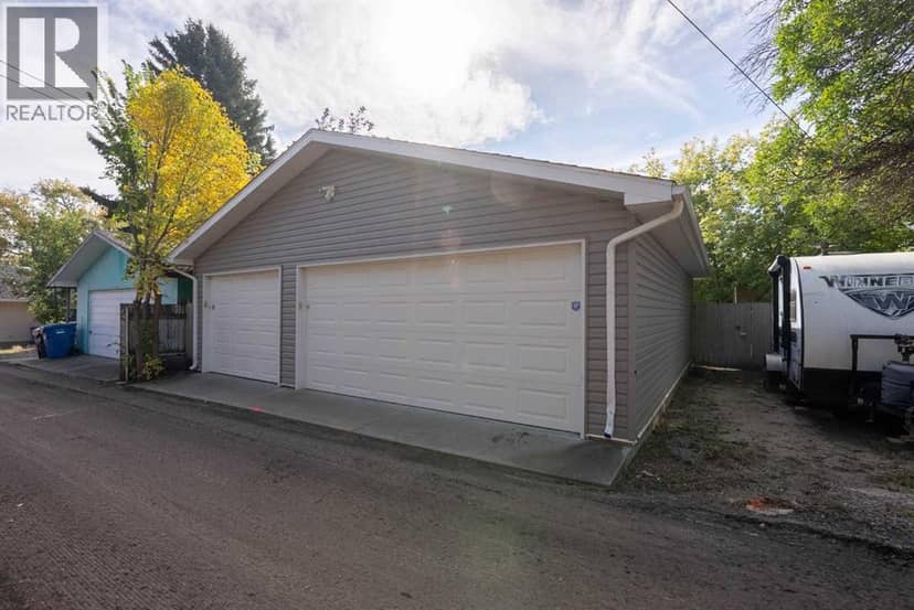 1501 16 Avenue S — photo 23 of 23