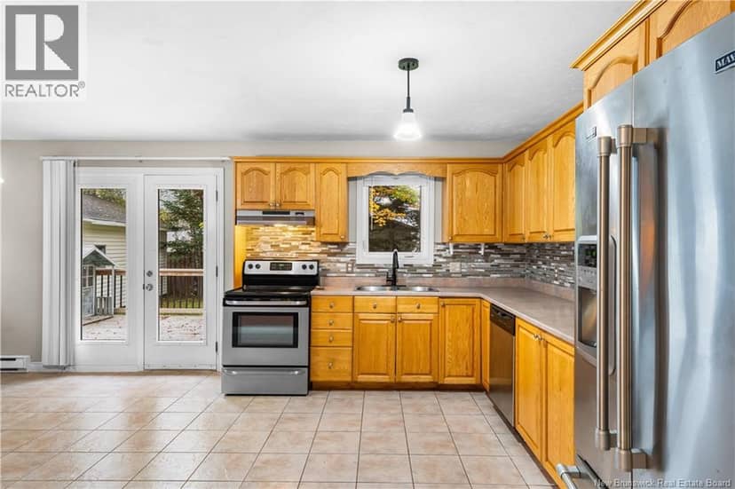 413 Mandeville Street — photo 8 of 36