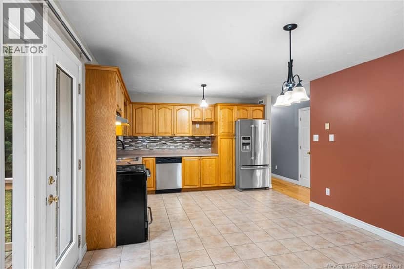 413 Mandeville Street — photo 6 of 36