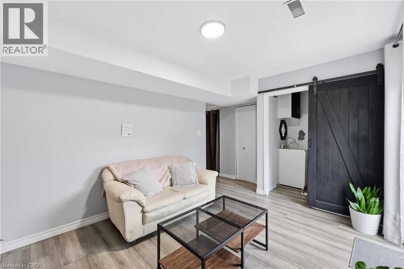 22 BOND Street Unit# D, Brantford, photo 6