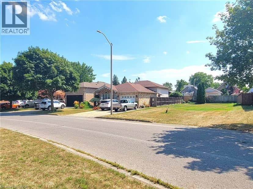 6554 HARPER Drive, Niagara Falls, photo 2