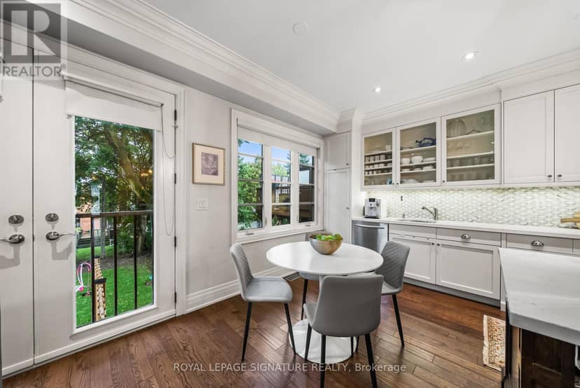 39 Regina Avenue — photo 12 of 39