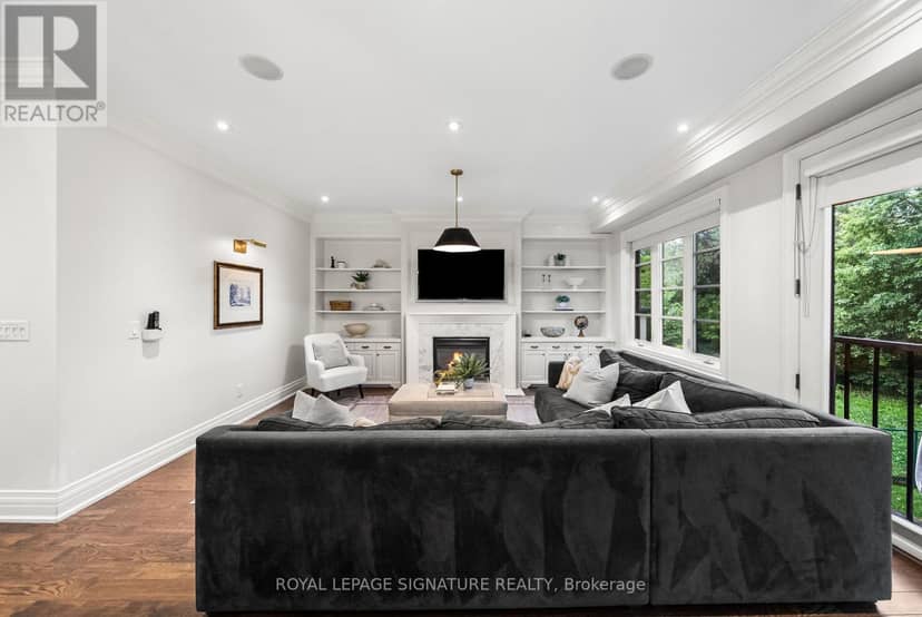 39 Regina Avenue — photo 14 of 39