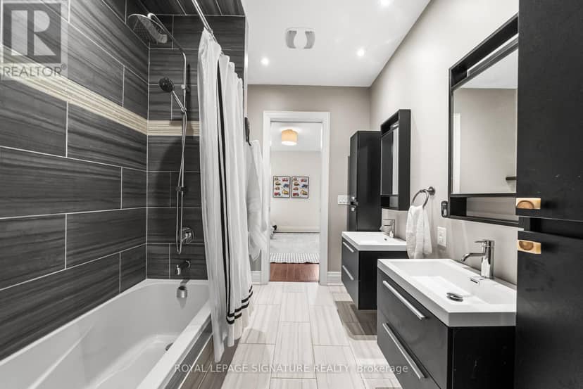 39 Regina Avenue — photo 23 of 39