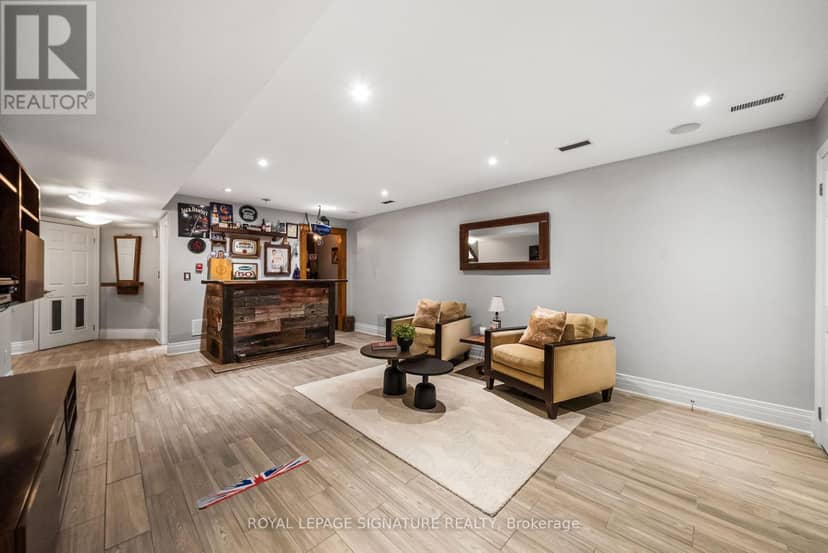 39 Regina Avenue — photo 31 of 39