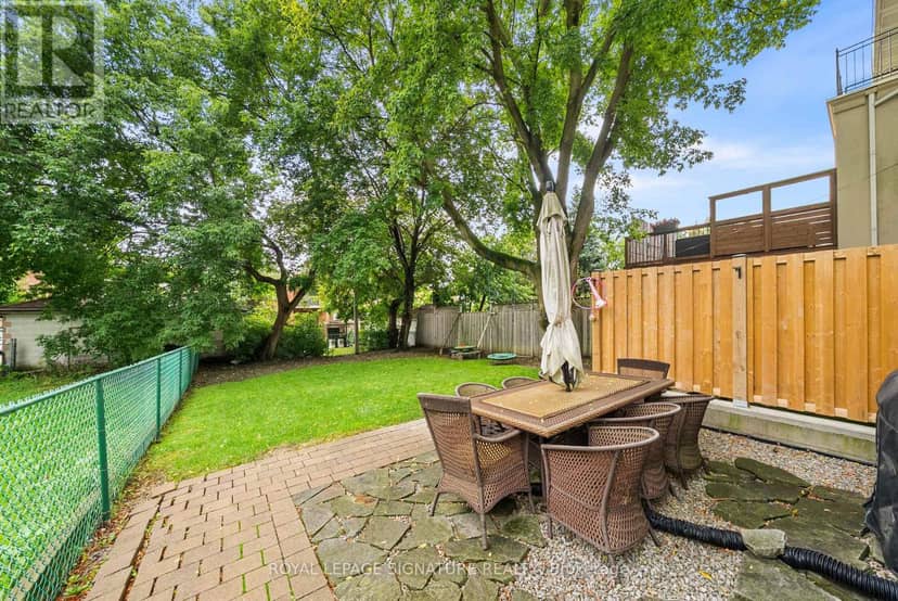 39 Regina Avenue — photo 37 of 39