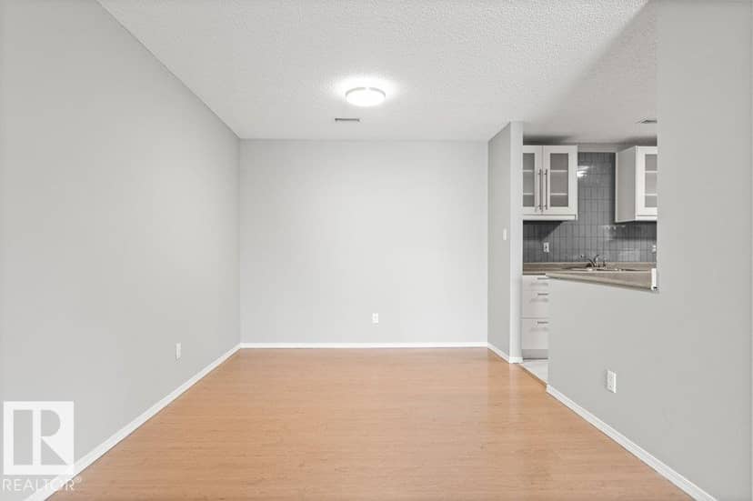 #4 14620 26 ST NW — photo 16 of 40