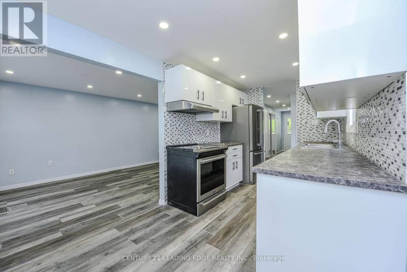 169 Hickling Trail — photo 13 of 40