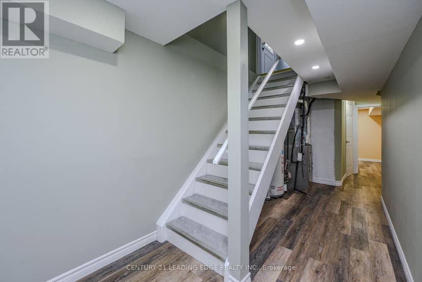 169 Hickling Trail — photo 37 of 40