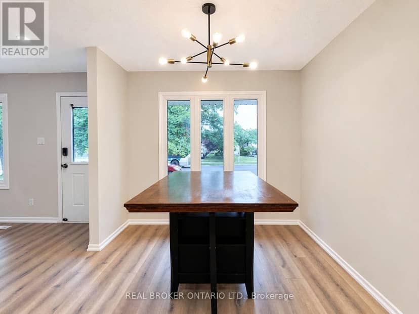 713 Railton Avenue — photo 12 of 35