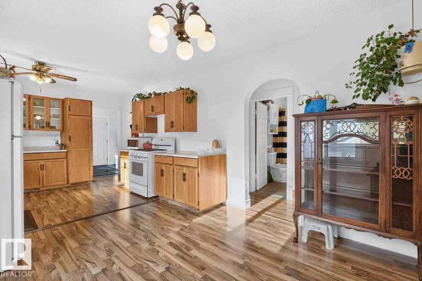 6 Mont Clare Pl — photo 9 of 40