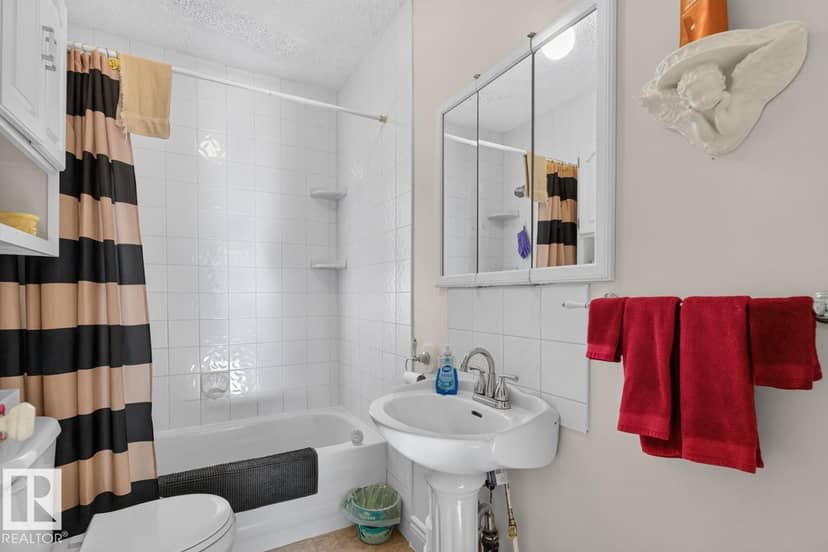 6 Mont Clare Pl — photo 19 of 40