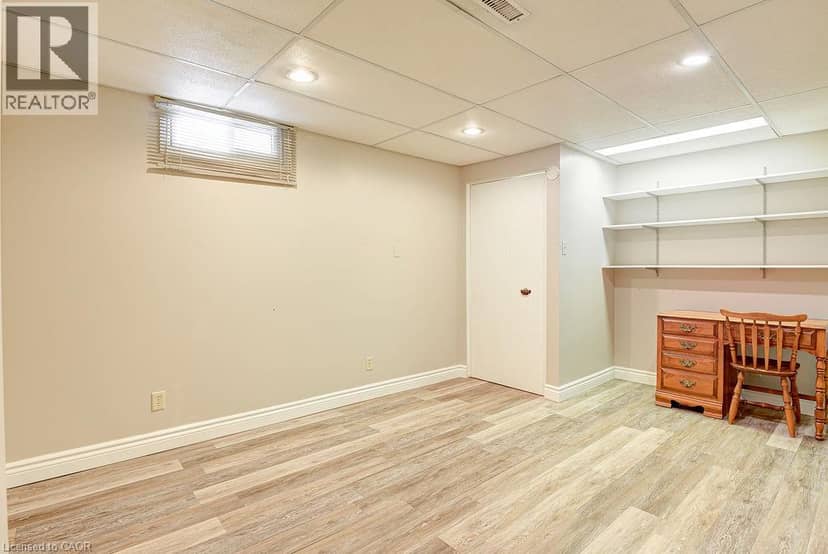 210 SHELLEY Drive — photo 26 of 36