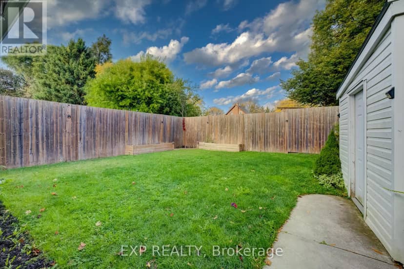 36 Crestwood Avenue — photo 28 of 37