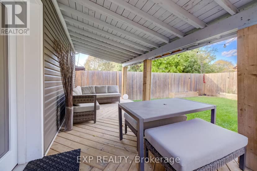 36 Crestwood Avenue — photo 29 of 37