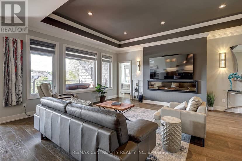 151 Robin Ridge Drive — photo 13 of 40
