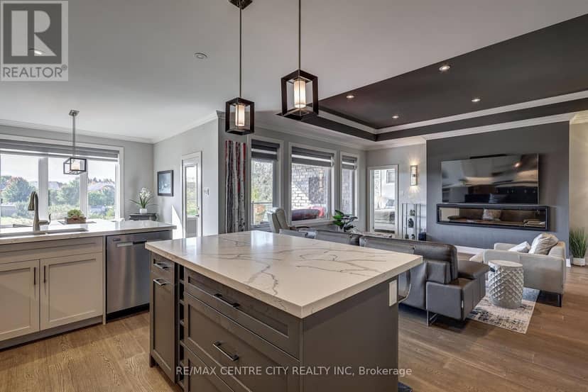 151 Robin Ridge Drive — photo 20 of 40
