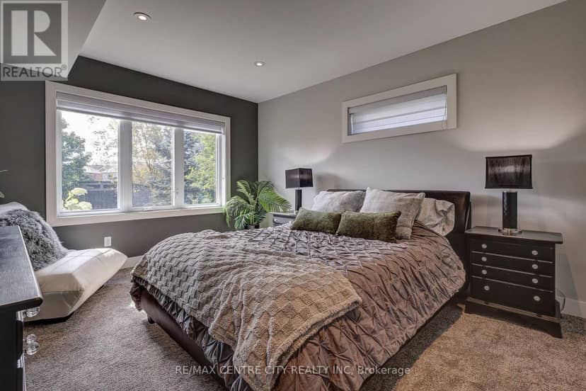 151 Robin Ridge Drive — photo 37 of 40