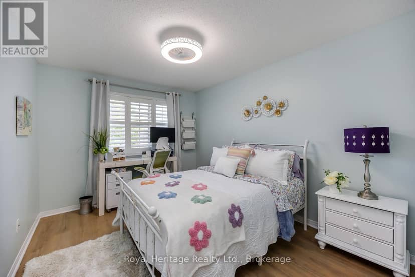 6 Goodall Crescent — photo 29 of 40