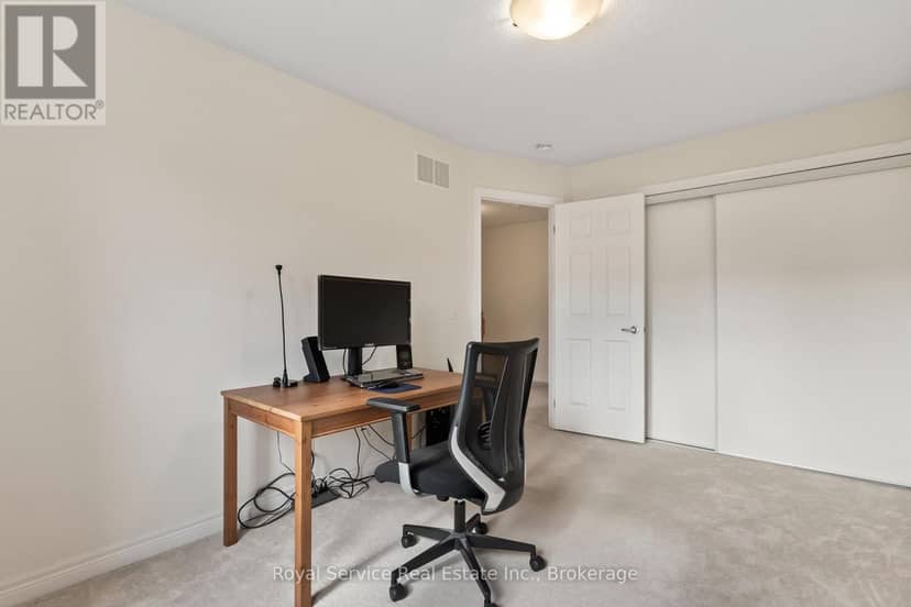 23 Tabaret Crescent — photo 24 of 40