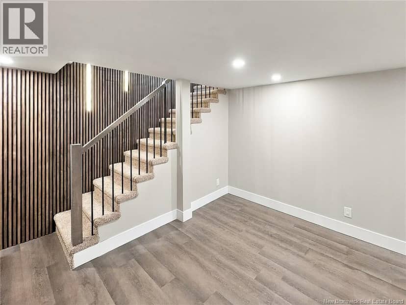 85 Mount Royal Boulevard — photo 27 of 40