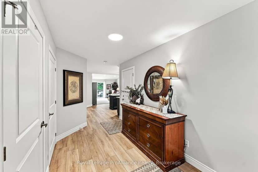 17 Clayton John Avenue — photo 7 of 40