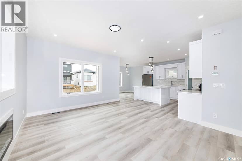 215 Taskamanwa STREET — photo 7 of 40