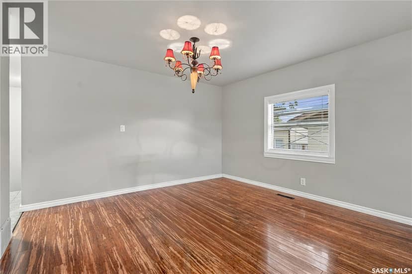 106 5th AVENUE W — photo 6 of 40