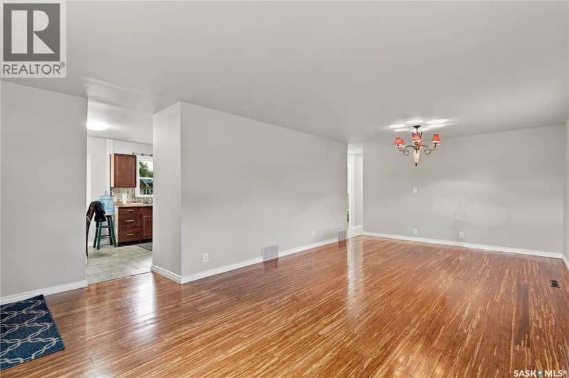 106 5th AVENUE W — photo 8 of 40