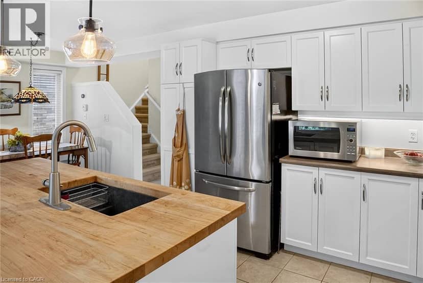 326 VINCENT Drive — photo 10 of 40