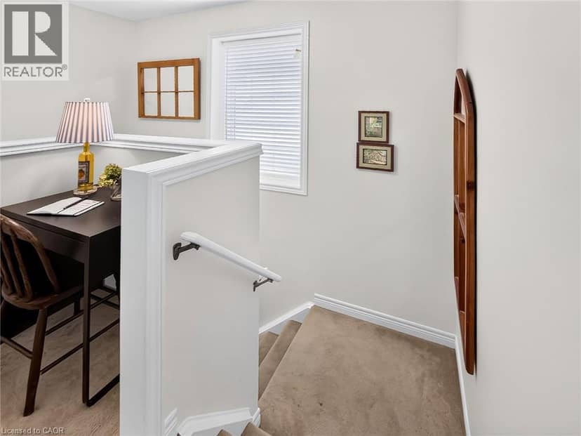 326 VINCENT Drive — photo 36 of 40