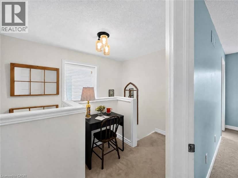 326 VINCENT Drive — photo 38 of 40