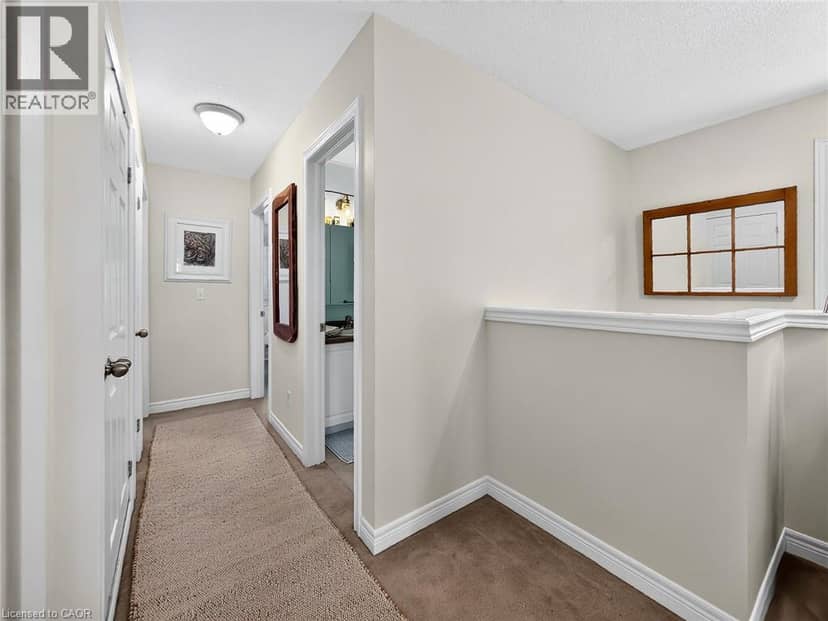 326 VINCENT Drive — photo 37 of 40