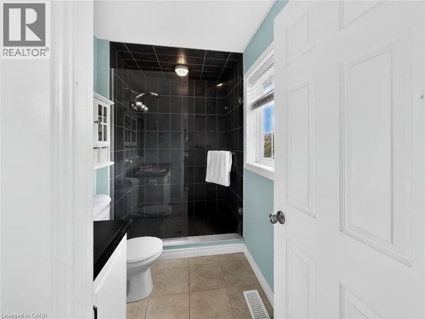326 VINCENT Drive — photo 29 of 40