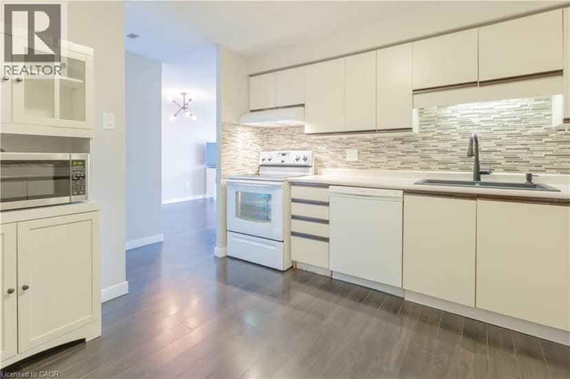 55 GREEN VALLEY Drive Unit# 1508 — photo 11 of 21