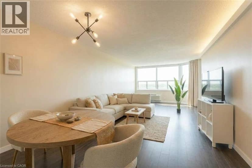 55 GREEN VALLEY Drive Unit# 1508, Kitchener