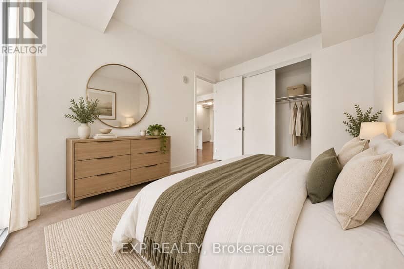 406 - 111 Champagne Avenue S — photo 17 of 31