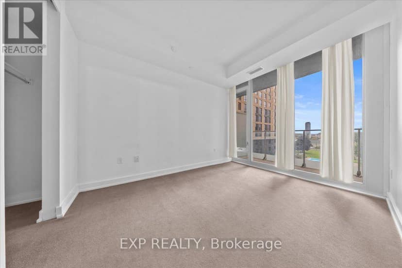 406 - 111 Champagne Avenue S — photo 18 of 31