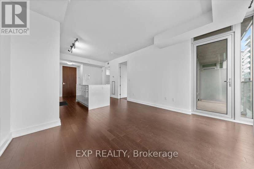 406 - 111 Champagne Avenue S — photo 9 of 31