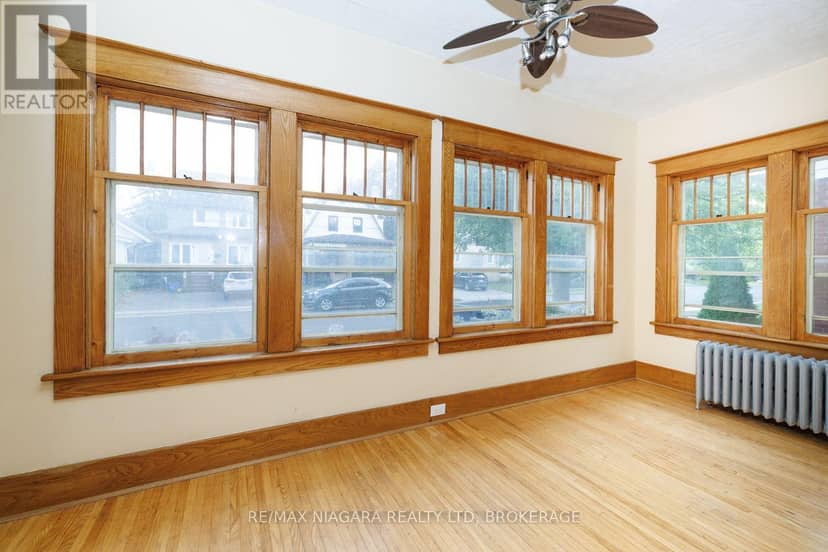 4997 Armoury Street, Niagara Falls, photo 4