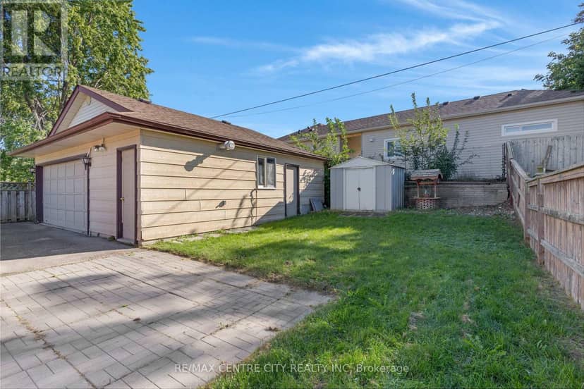 297 Wilson Avenue — photo 2 of 40