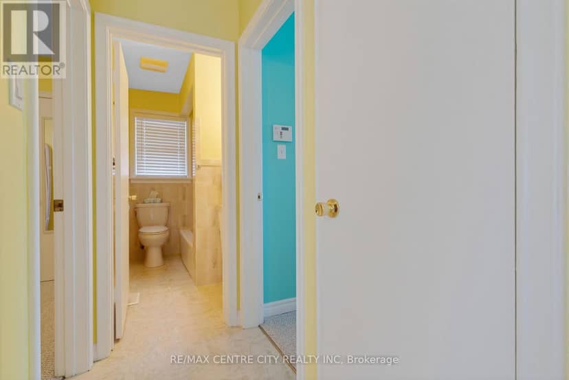297 Wilson Avenue — photo 21 of 40