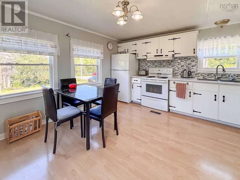 1388 New Cumberland Road — photo 9 of 26